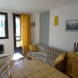 Au Cœur Du Village Avec Parking Privé Appartement